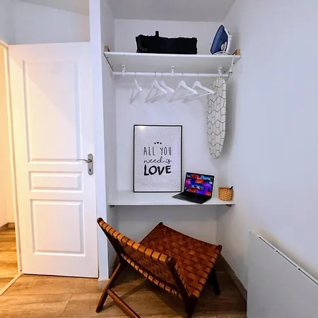 Maison Langevin 2-bedroom House With Cozy Garden & Patio Holiday home Lille
