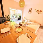度假居 Maison Langevin 2-bedroom House With Cozy Garden & Patio 里尔